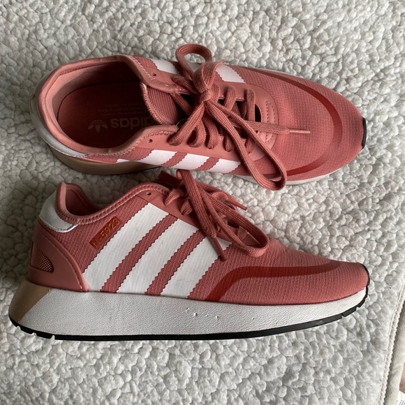 Pink Women’s Adidas Shoe - Picture 1 of 1